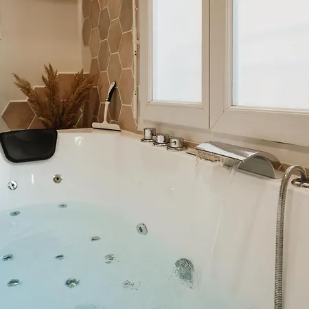 La Parenthèse Fleurie - Avec Balnéo Au Coeur De *